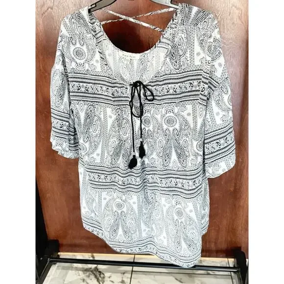 Black Rainn 2XL Boho Blouse Black & White W/Criss Cross Back Angel Wing Arm - Picture 4 of 15